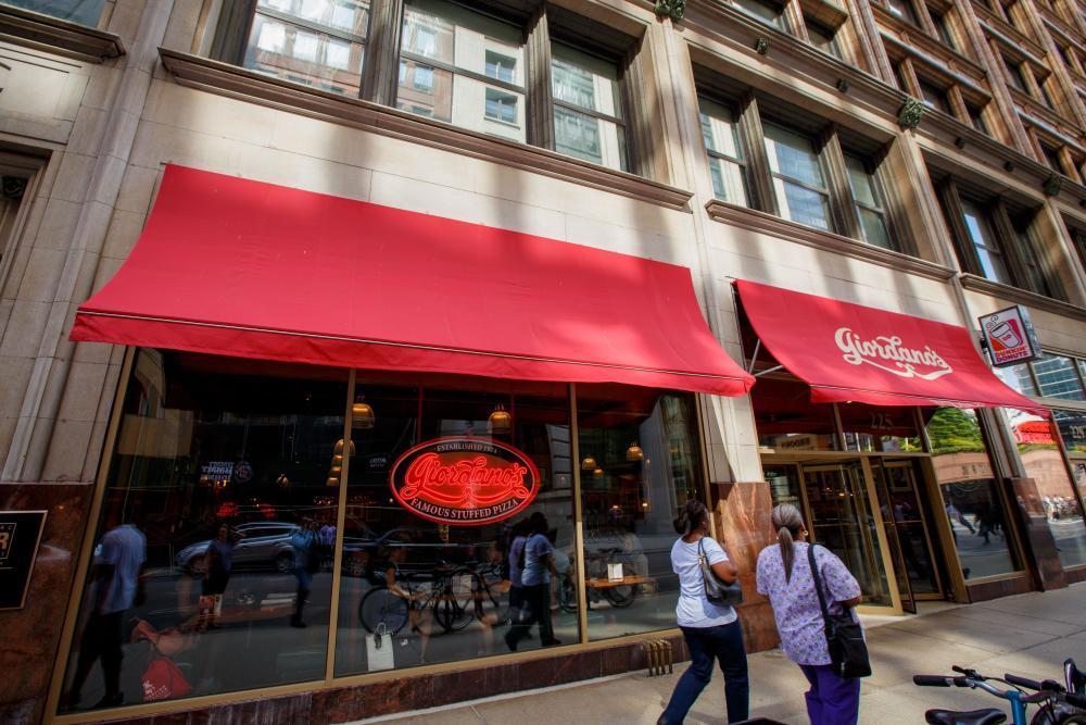 Giordano's at the Loop