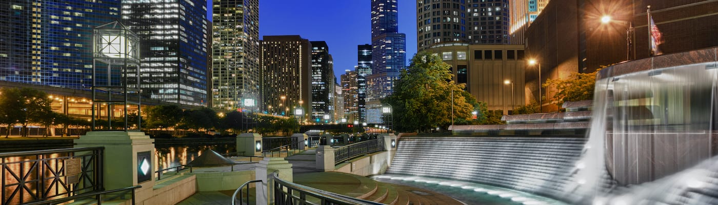 Chicago Riverwalk and Centennial Fountain