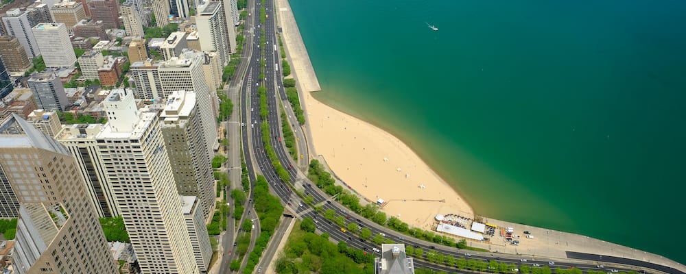 Chicago lakefront from above